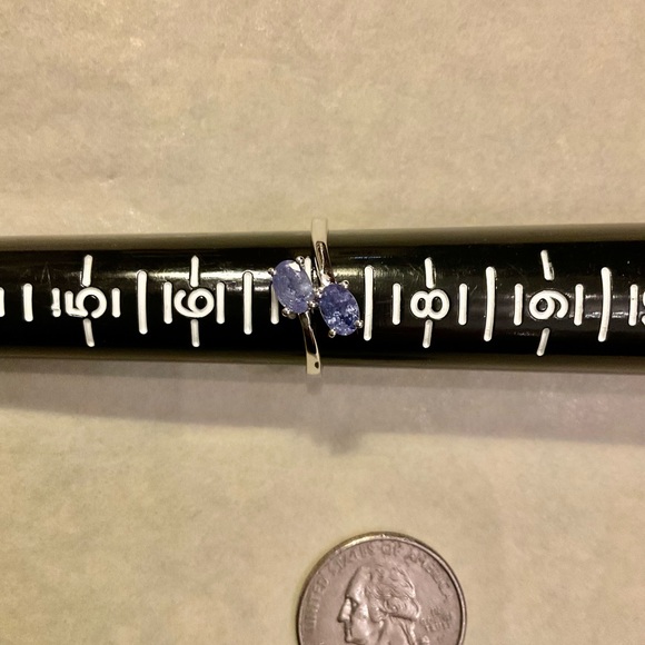 Sterling Silver Tanzanite Ring sz 7 NEW - Picture 6 of 7